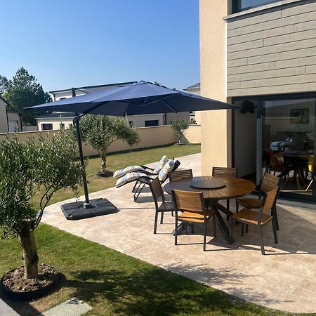 Beach House Gouville-sur-Mer ภายนอก รูปภาพ