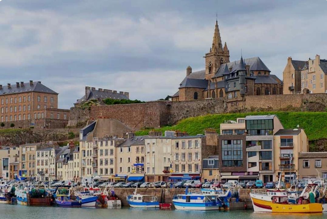 Beach House Gouville-sur-Mer ภายนอก รูปภาพ